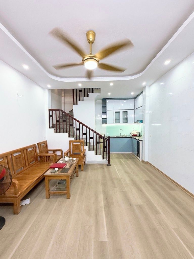 Bán nhà Định Công Thượng - diện tích 34m2 4 tầng - gần ô tô - giá 2,95 tỷ