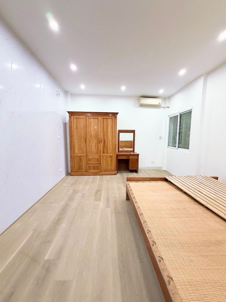 Bán nhà Định Công Thượng - diện tích 34m2 4 tầng - gần ô tô - giá 2,95 tỷ