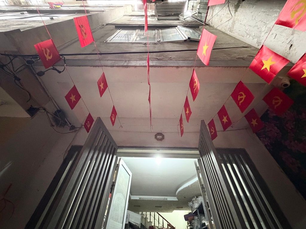 Bán nhà Hoàng Mai - diện tích 42m2 5 tầng - Nhà đẹp hiếm có - giá 7,5 tỷ