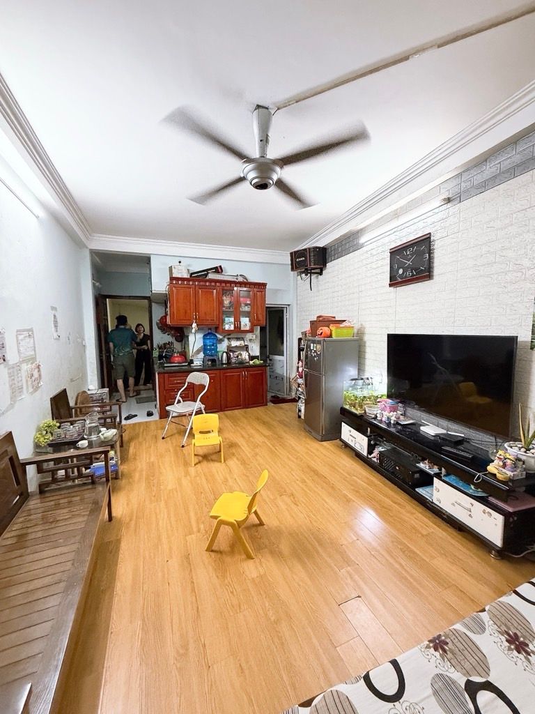 Bán nhà Hoàng Mai - diện tích 42m2 5 tầng - Nhà đẹp hiếm có - giá 7,5 tỷ