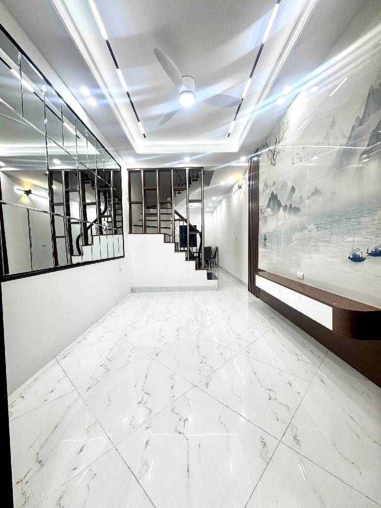 Bán nhà Quan Nhân - diện tích 32,7m2 4 tầng - 2 mặt thoáng - giá 7,9 tỷ