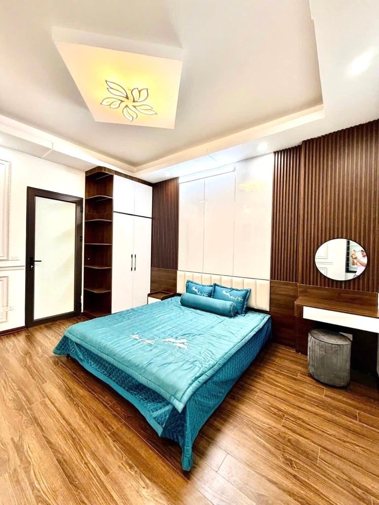 Bán nhà Vĩnh Hưng - diện tích 30m2 5 tầng - nhà đẹp hiếm có - giá 6,8 tỷ