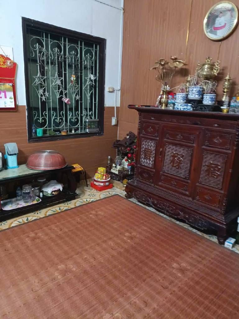 Bán nhà Thịnh Hào - diện tích 84m2 3 tầng - Ô tô đỗ cách nhà 40m - giá 22,2 tỷ