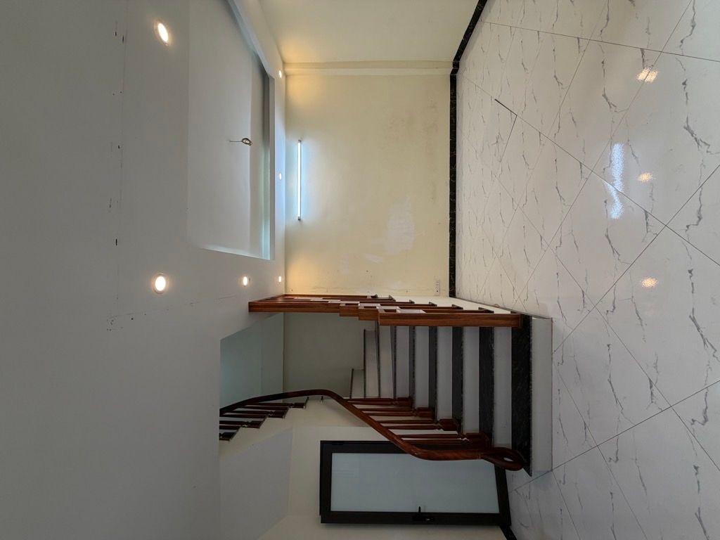 Bán nhà Vĩnh Hưng - diện tích 30m2 5 tầng - gần ô tô - giá 6,8 tỷ