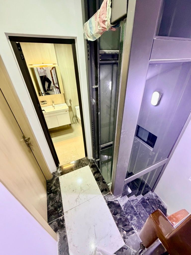 Bán nhà Thổ Quan - diện tích 32m2 6 tầng - Siêu phẩm xây mới thang máy - giá 10 tỷ