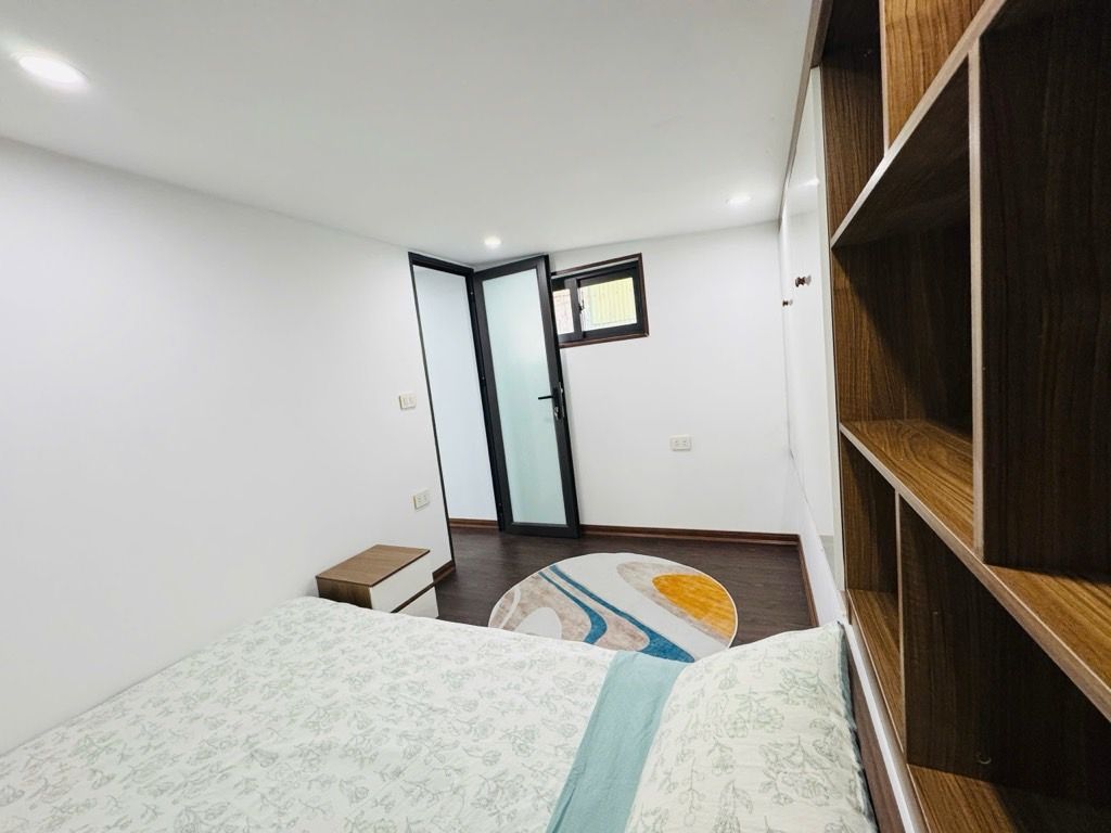 Bán nhà Trương Định - diện tích 16,5m2 3 tầng - Ô TÔ ĐỖ CỬA - giá 0 tỷ