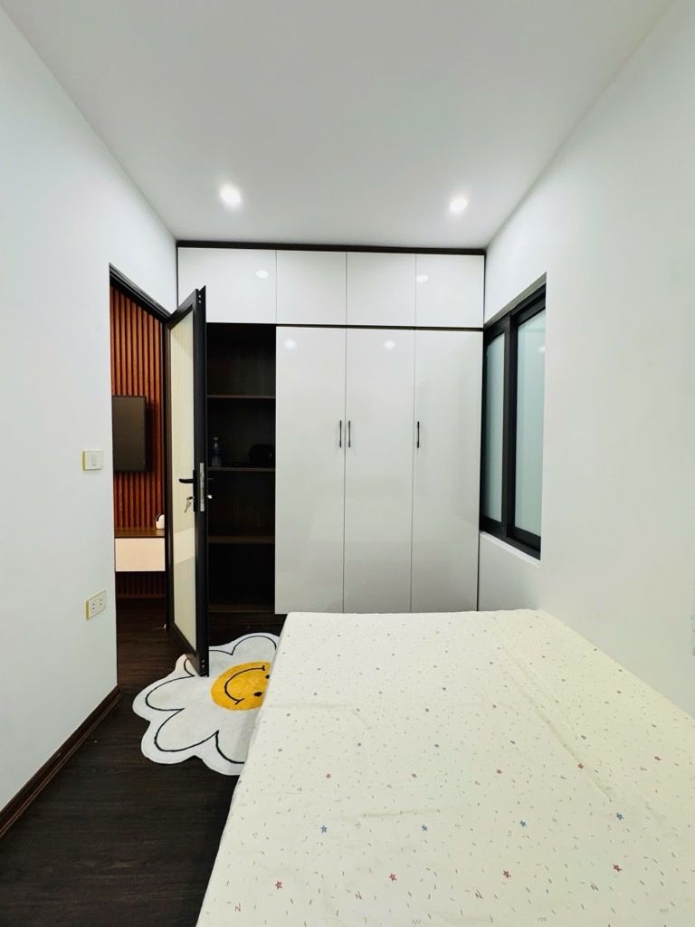 Bán nhà Trương Định - diện tích 16,5m2 3 tầng - Ô TÔ ĐỖ CỬA - giá 0 tỷ