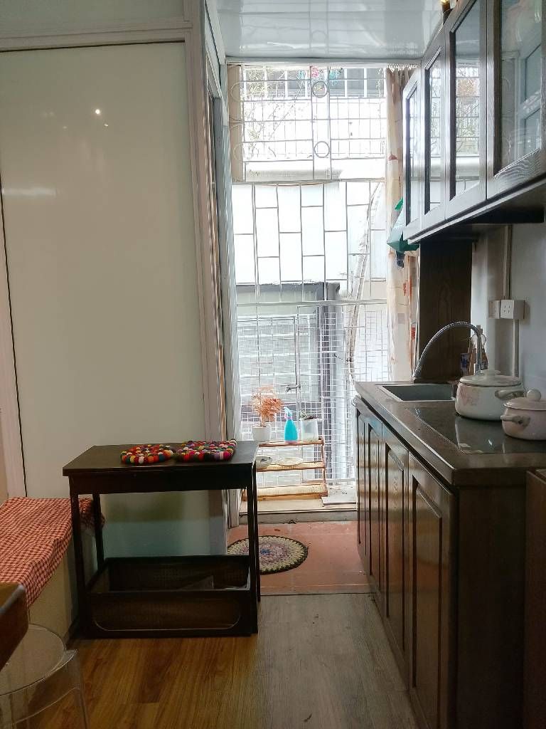 Bán nhà Tôn Đức Thắng - diện tích 15m2 5 tầng - Bông hồng nhỏ xinh, đẹp giữa trung tâm văn hiến - giá 2,5 tỷ