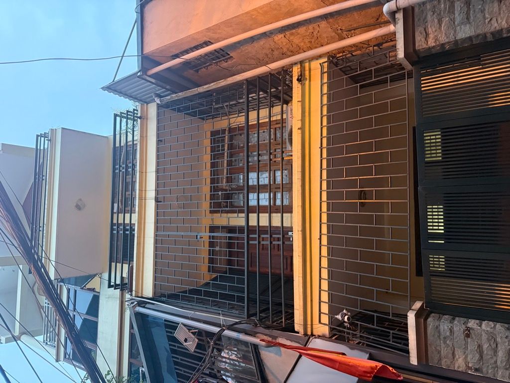 Bán nhà Hoàng Mai - diện tích 50m2 4 tầng - MẶT NGÕ THÔNG Ô TÔ - giá 14 tỷ