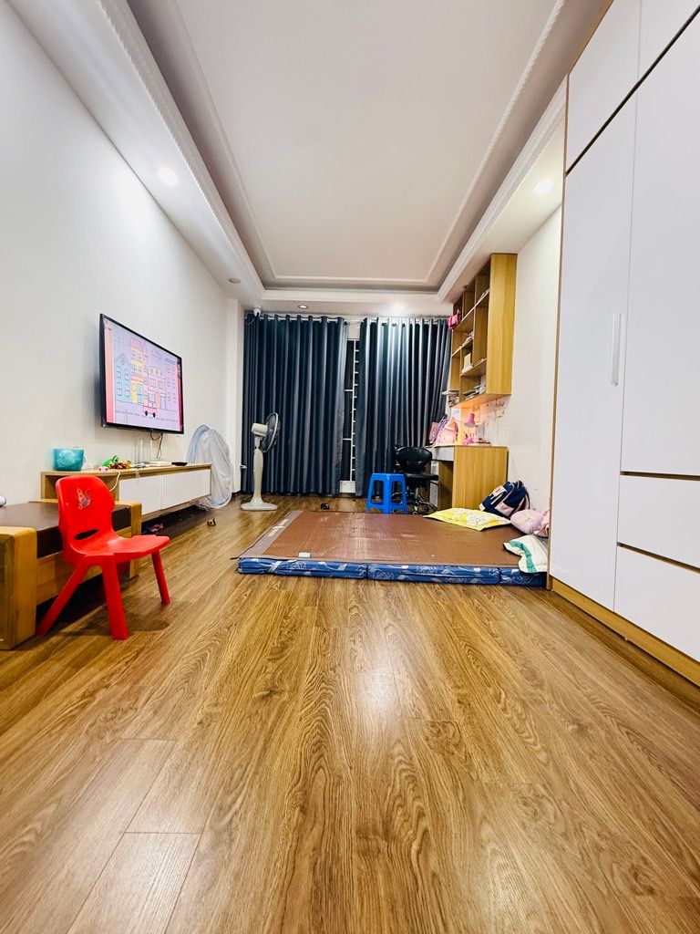 Bán nhà Kim Giang - diện tích 30m2 5 tầng - nhà đẹp hiếm có - giá 8,6 tỷ