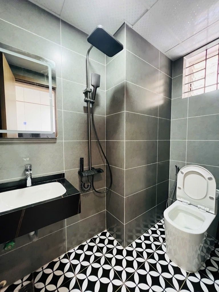 Bán nhà Linh đàm - diện tích 68.2m2 1 tầng - Căn hộ nhà mình bán diện tích sổ đỏ 68,2 mét tk 2 ngủ 2 wc full nội thất - giá 5,35 tỷ