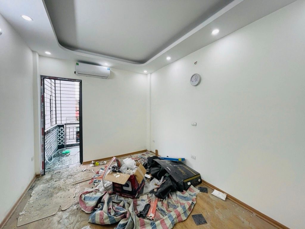 Bán nhà Đại Đồng - diện tích 31m2 5 tầng - Nhà đẹp full nội thất - giá 9,8 tỷ