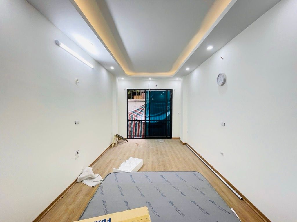 Bán nhà Đại Đồng - diện tích 31m2 5 tầng - Nhà đẹp full nội thất - giá 9,8 tỷ