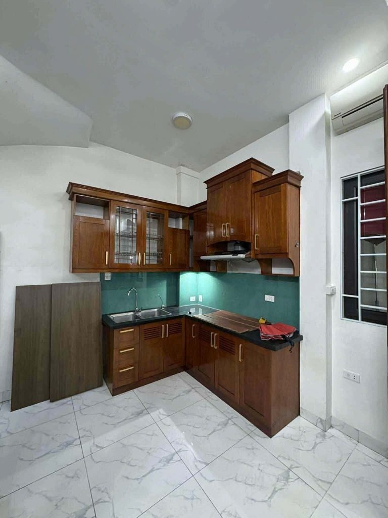 Bán nhà Nguyễn Đức Cảnh - diện tích 30m2 5 tầng - Nhà đẹp BTCT - giá 7,55 tỷ