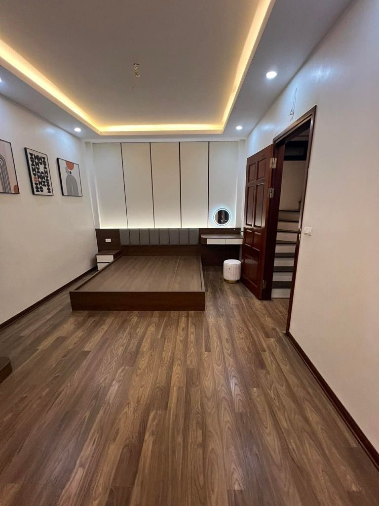 Bán nhà Nguyễn Đức Cảnh - diện tích 30m2 5 tầng - Nhà đẹp BTCT - giá 7,55 tỷ