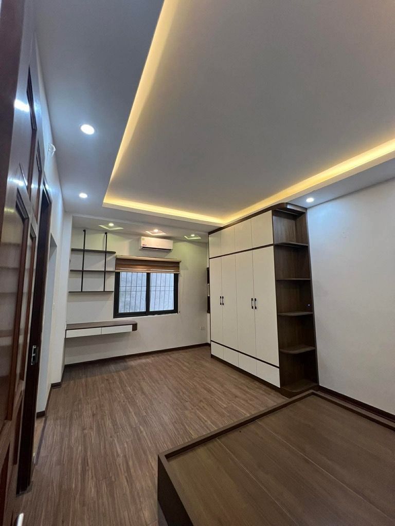 Bán nhà Nguyễn Đức Cảnh - diện tích 30m2 5 tầng - Nhà đẹp BTCT - giá 7,55 tỷ
