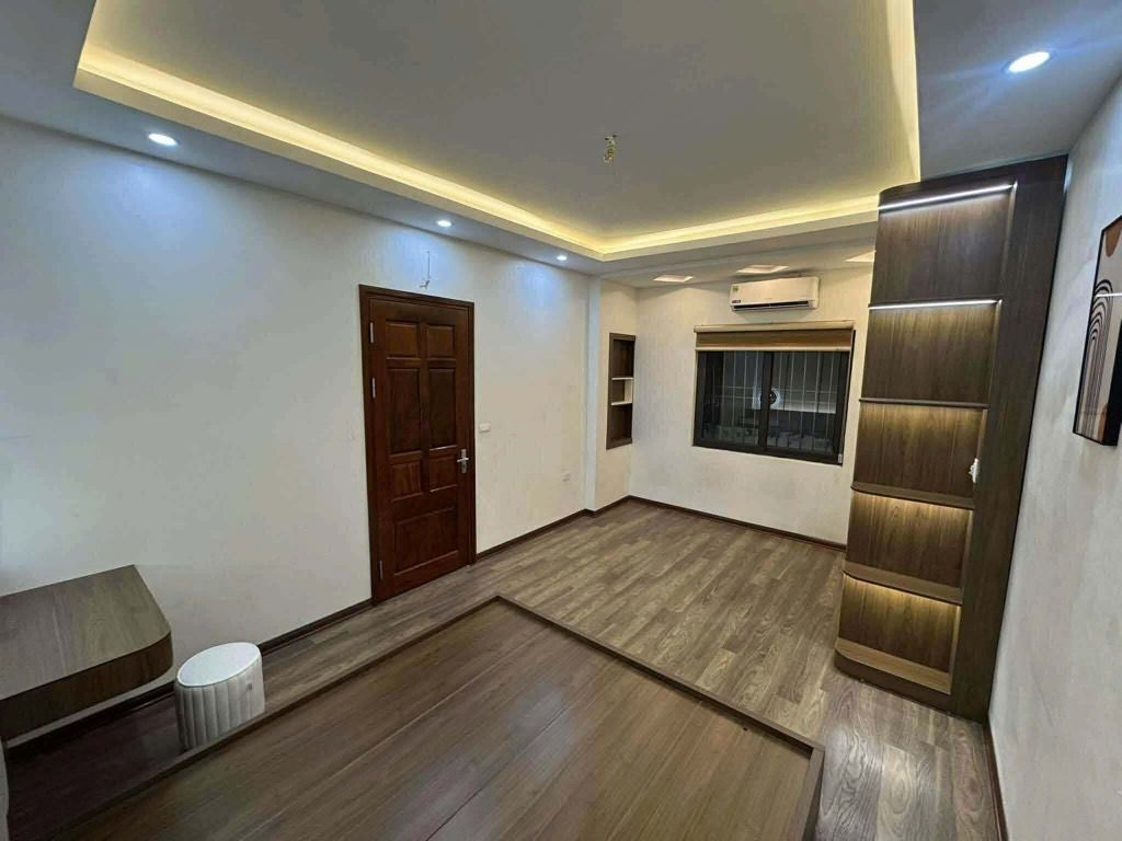 Bán nhà Nguyễn Đức Cảnh - diện tích 30m2 5 tầng - Nhà đẹp BTCT - giá 7,55 tỷ