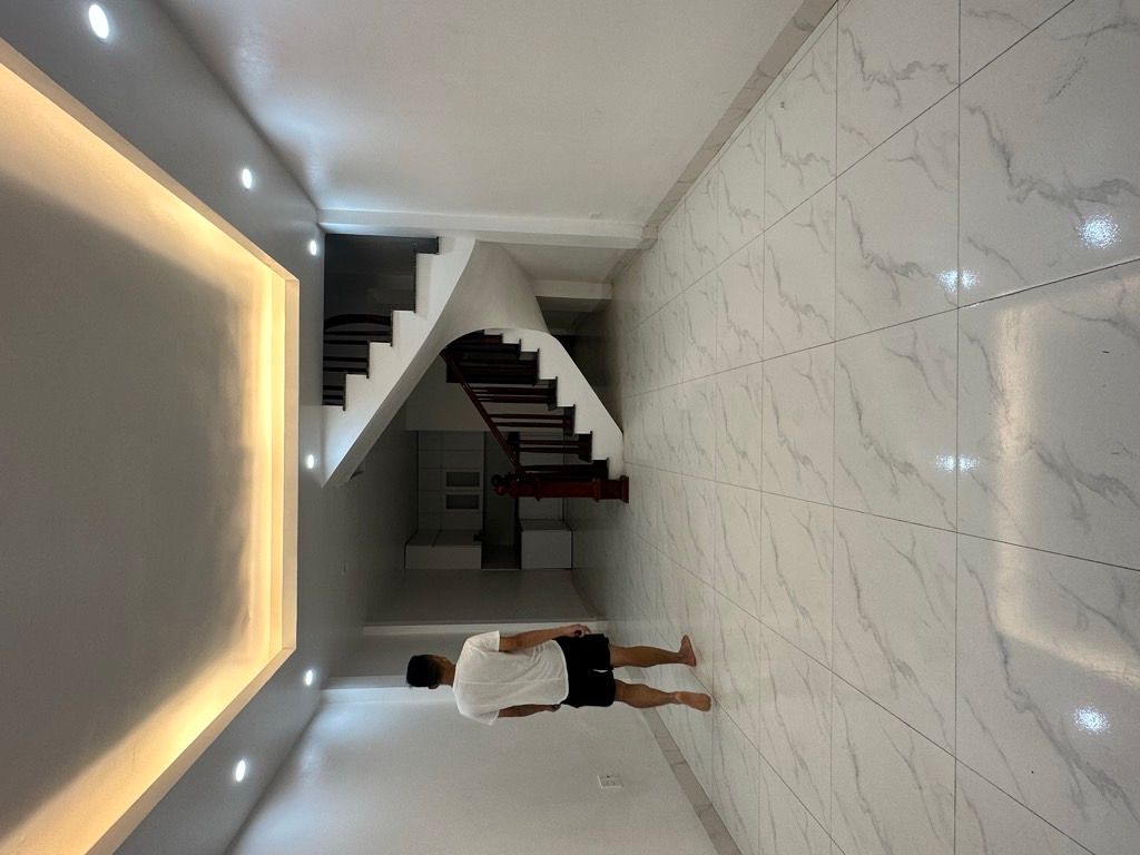 Bán nhà Định Công Hạ - diện tích 43.2m2 4 tầng - Ngõ thông, gần ô tô - giá 3,7 tỷ