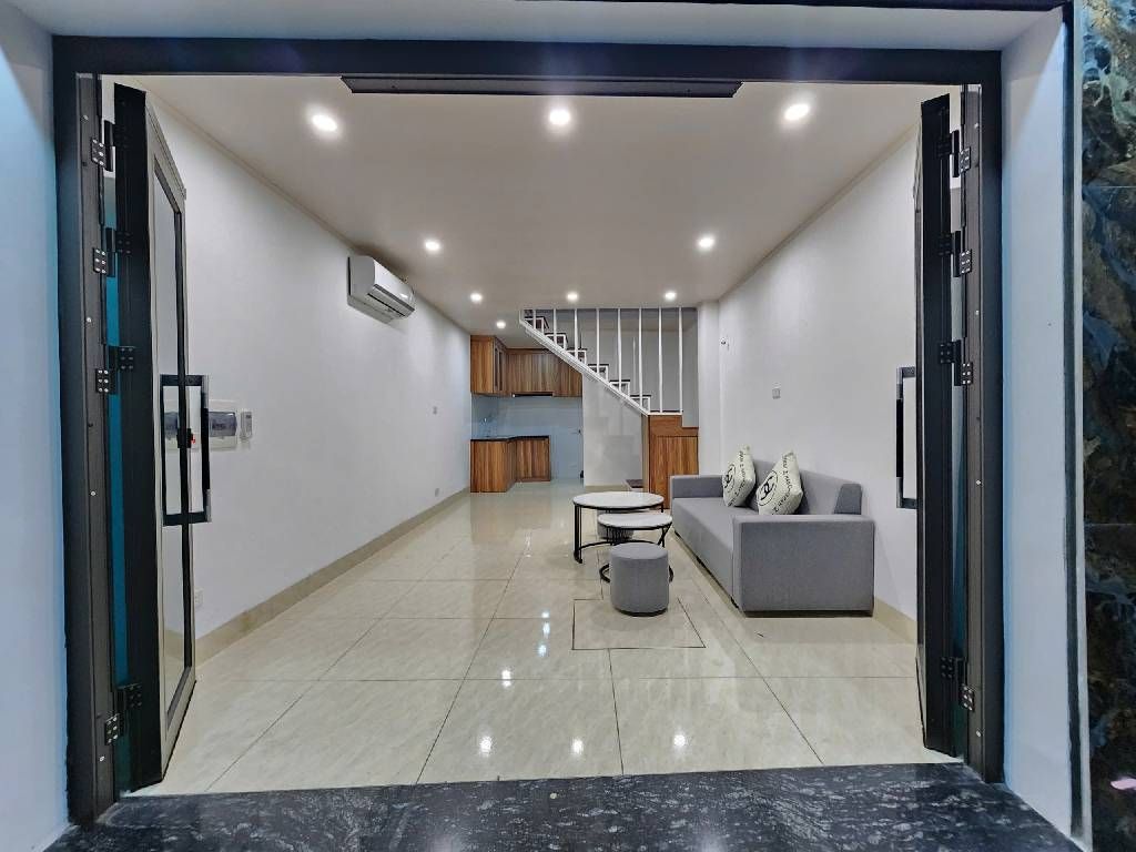 Bán nhà Tân Khai - diện tích 27m2 2 tầng - Nhà đẹp ở luôn - giá 2,95 tỷ