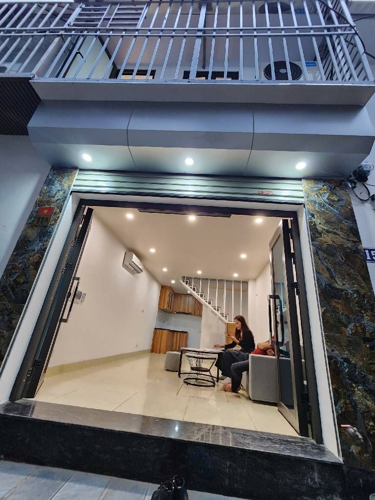 Bán nhà Tân Khai - diện tích 27m2 2 tầng - Nhà đẹp ở luôn - giá 2,95 tỷ