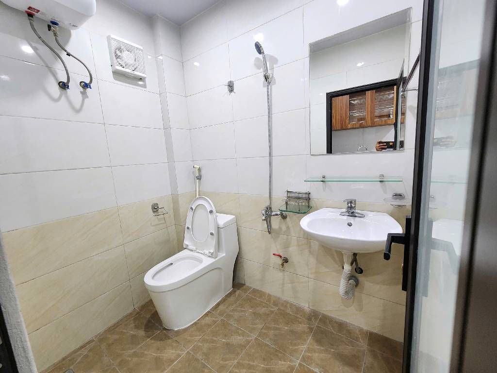 Bán nhà Tân Khai - diện tích 27m2 2 tầng - Nhà đẹp ở luôn - giá 2,95 tỷ