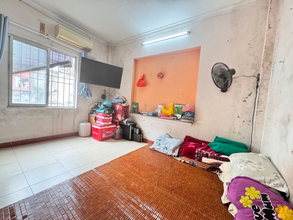 Bán nhà Bạch Mai - diện tích 15m2 5 tầng - Vị trí hiếm có - giá 3,2 tỷ