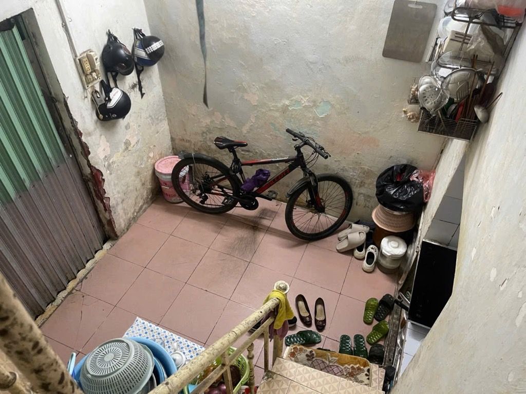 Bán nhà Bạch Mai - diện tích 15m2 5 tầng - Vị trí hiếm có - giá 3,2 tỷ