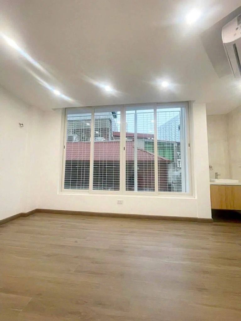 Bán nhà Cự Lộc - diện tích 25,4m2 5 tầng - giá 9,1 tỷ