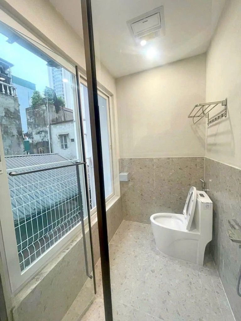 Bán nhà Cự Lộc - diện tích 25,4m2 5 tầng - giá 9,1 tỷ