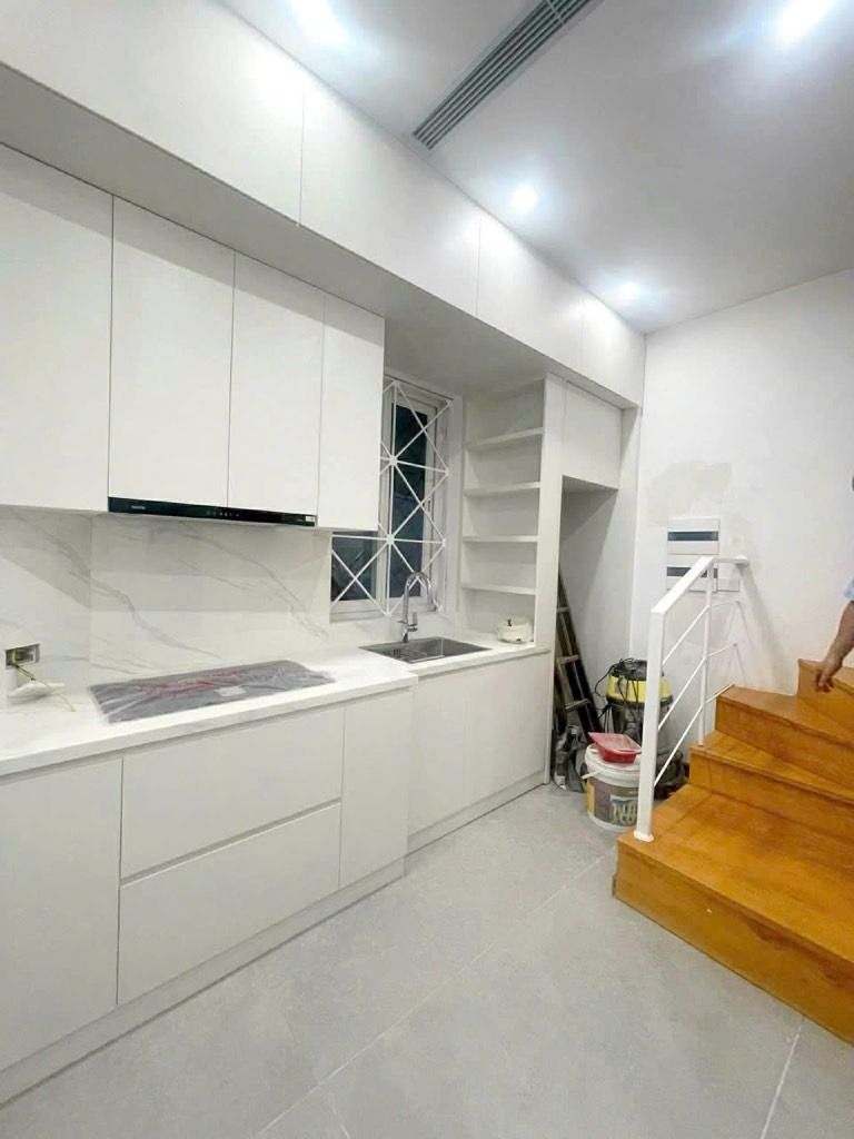 Bán nhà Cự Lộc - diện tích 25,4m2 5 tầng - giá 9,1 tỷ