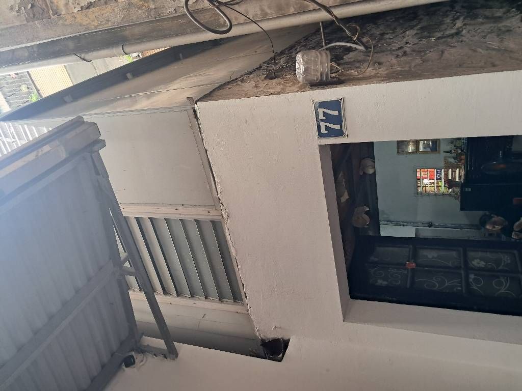 Bán nhà Láng - diện tích 75.7m2 1 tầng - Đất tặng nhà - giá 16 tỷ