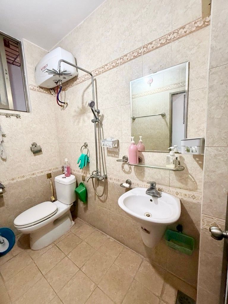 Bán nhà Hoàng Mai - diện tích 41m2 6 tầng - Ngõ ba gác - giá 10,66 tỷ