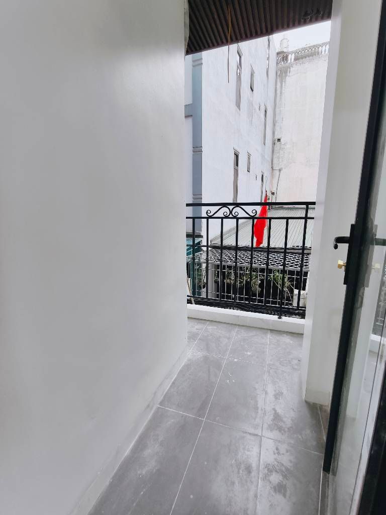 Bán nhà Tân Khai - diện tích 32m2 1 tầng - Thang máy - giá 1,6 tỷ