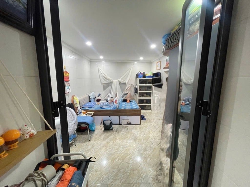 Bán nhà Phố 8/3 - diện tích 19,2m2 1 tầng - Lô góc, kinh doanh - giá 5,85 tỷ