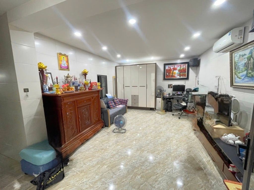 Bán nhà Phố 8/3 - diện tích 19,2m2 1 tầng - Lô góc, kinh doanh - giá 5,85 tỷ