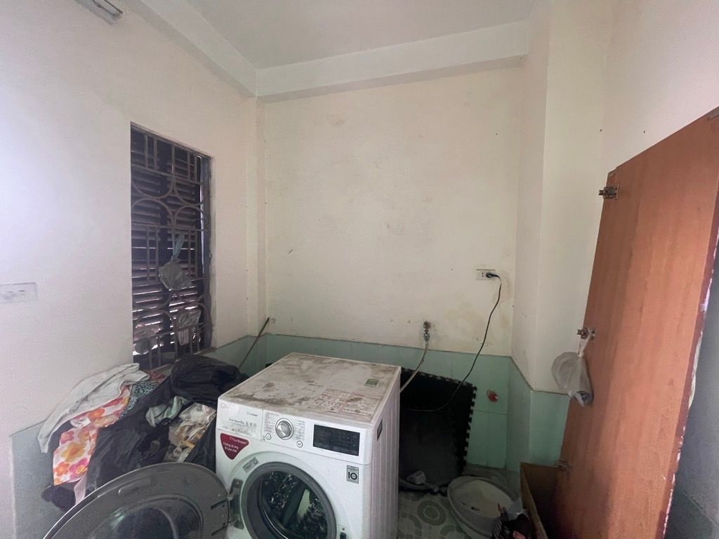 Bán nhà Nguyễn Khoái - diện tích 34.3m2 4 tầng - Ngõ nông, gần ô tô - giá 5,4 tỷ