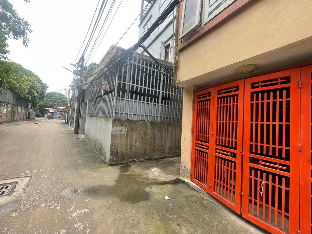 Bán nhà Nguyễn Khoái - diện tích 34.3m2 4 tầng - Ngõ nông, gần ô tô - giá 5,4 tỷ