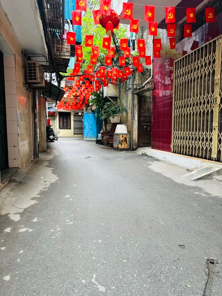 Bán nhà Văn Chương - diện tích 49m2 8 tầng - Nhà mới đẹp, xây kinh doanh dòng tiền - giá 20 tỷ