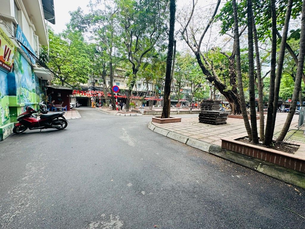 Bán nhà Văn Chương - diện tích 49m2 8 tầng - Nhà mới đẹp, xây kinh doanh dòng tiền - giá 20 tỷ