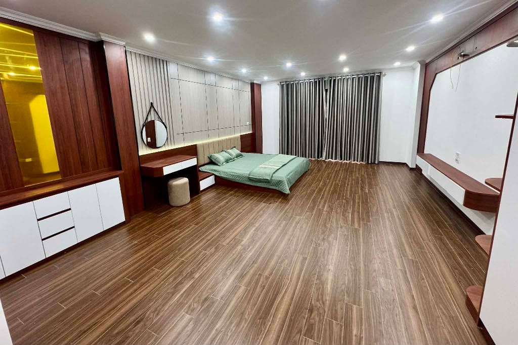 Bán nhà Ngũ Nhạc - diện tích 52m2 6 tầng - Ô TÔ ĐỖ CỬA - giá 14,5 tỷ