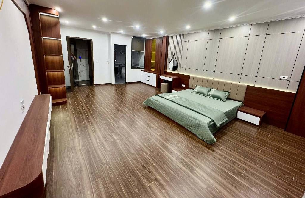 Bán nhà Ngũ Nhạc - diện tích 52m2 6 tầng - Ô TÔ ĐỖ CỬA - giá 14,5 tỷ