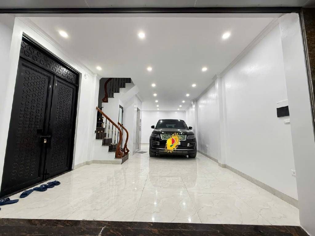 Bán nhà Ngũ Nhạc - diện tích 61.7m2 6 tầng - Nhà thang máy, mới keng, full nội thất cao cấp - giá 15,6 tỷ