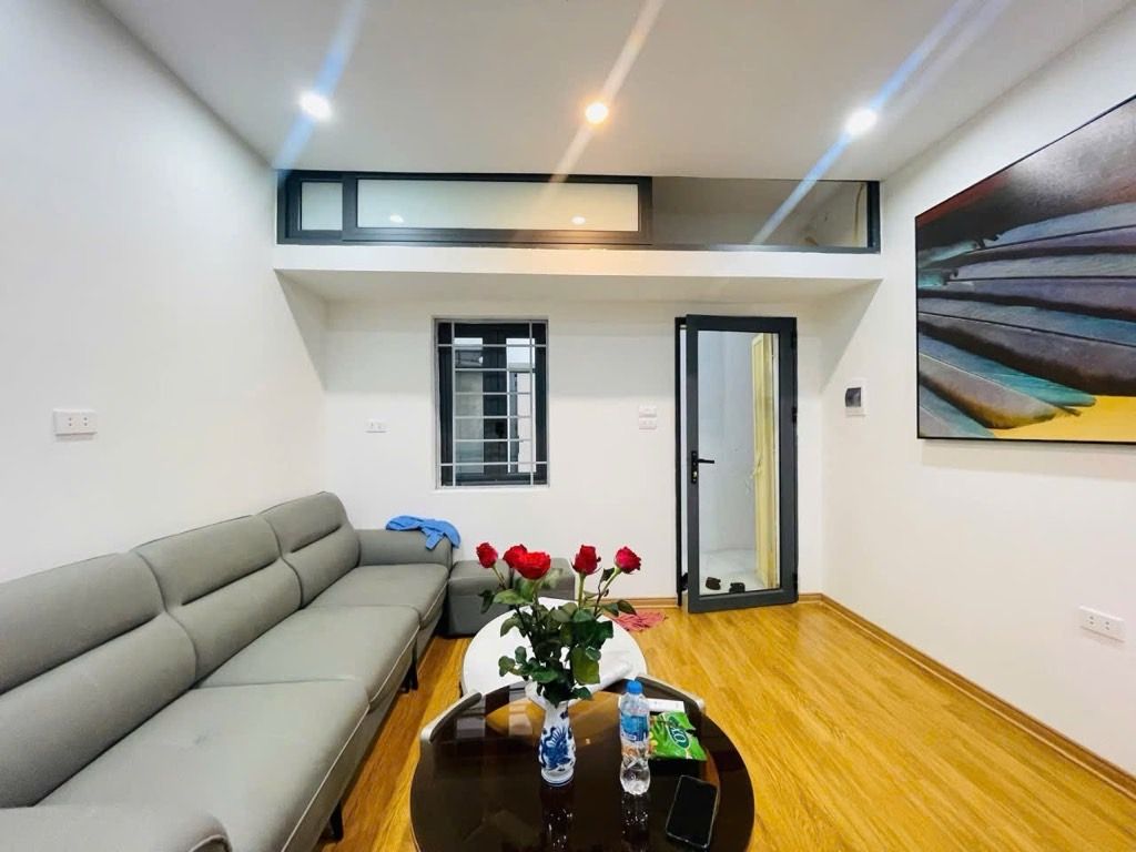 Bán nhà Phương Mai - diện tích 27.6m2 2 tầng - Ô TÔ ĐỖ SÁT NHÀ - giá 3,9 tỷ