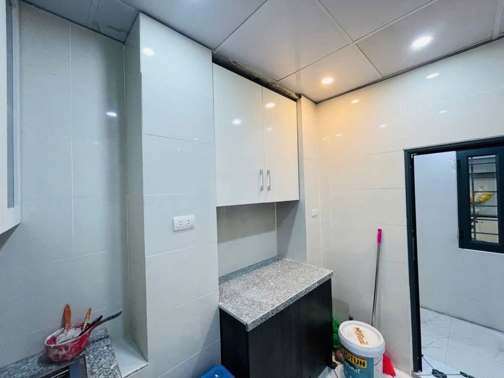 Bán nhà Phương Mai - diện tích 27.6m2 2 tầng - Ô TÔ ĐỖ SÁT NHÀ - giá 3,9 tỷ
