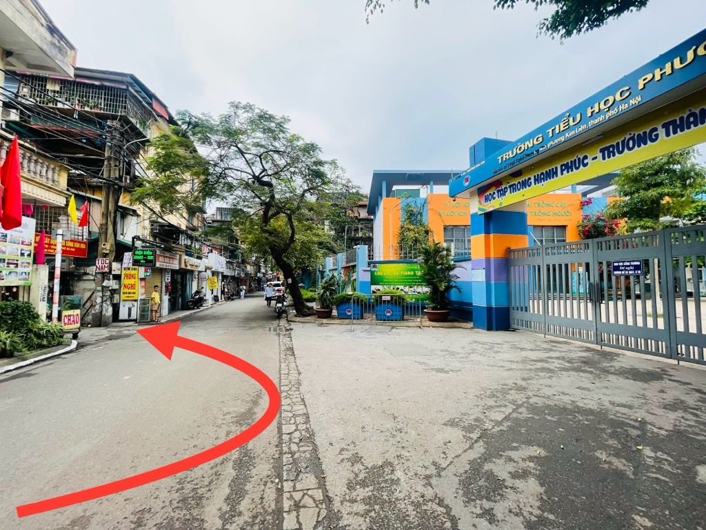 Bán nhà Phương Mai - diện tích 27.6m2 2 tầng - Ô TÔ ĐỖ SÁT NHÀ - giá 3,9 tỷ