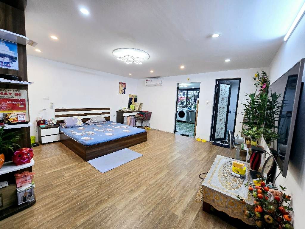 Bán nhà Đặng Văn Ngữ - diện tích 160m2 2 tầng - Cực đẹp - giá 6,2 tỷ