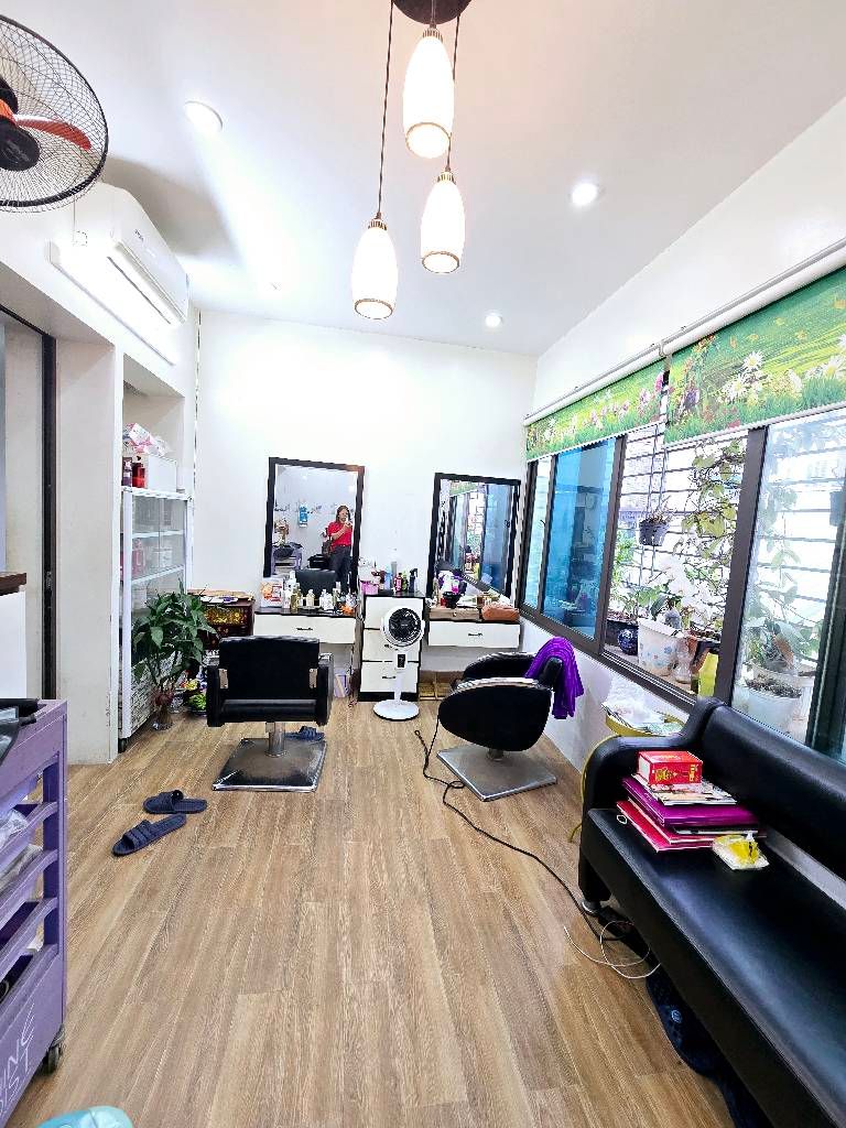 Bán nhà Đặng Văn Ngữ - diện tích 160m2 2 tầng - Cực đẹp - giá 6,2 tỷ