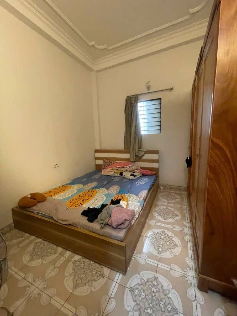 Bán nhà Minh Khai - diện tích 41m2 3 tầng - Nhà gần phố, ngõ nông thoáng - giá 9,5 tỷ