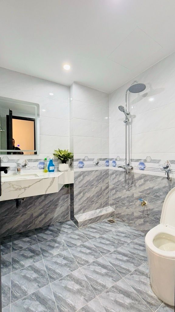 Bán nhà Giáp Nhị - diện tích 48m2 6 tầng - Căn góc 2 thoáng - giá 13,2 tỷ