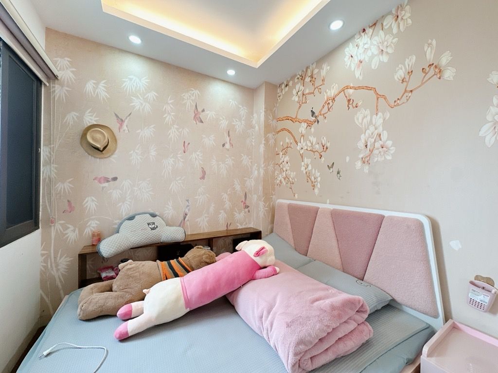 Bán nhà Đê La Thành - diện tích 37m2 6 tầng - Thang máy, ngõ thông - giá 2,28 tỷ